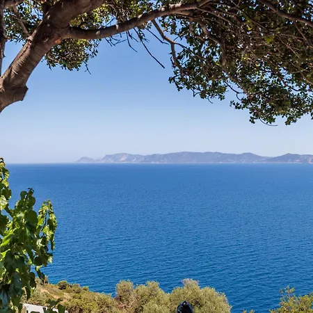 Sea Horizon * Skopelos Town
